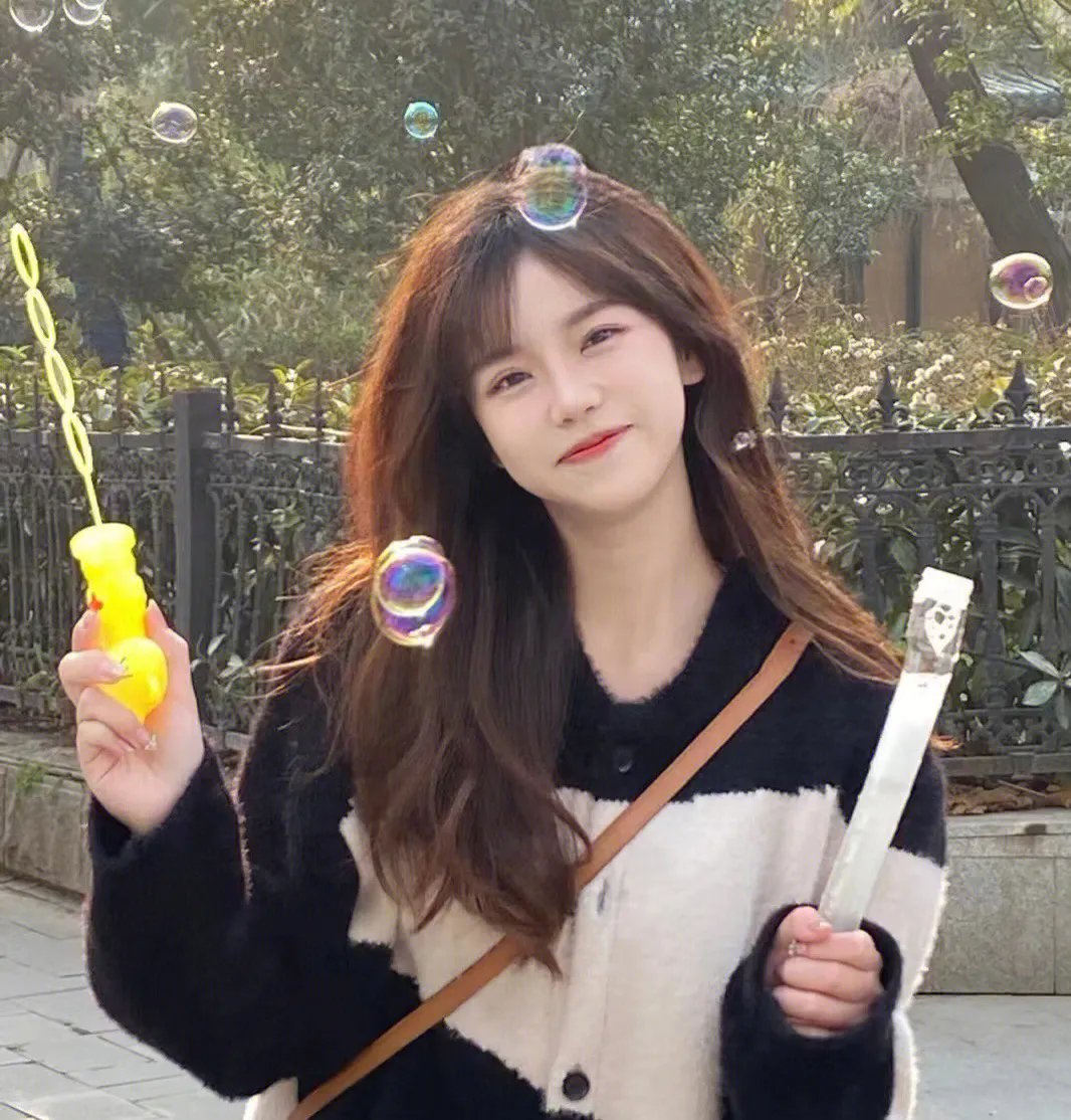 江湖女间谍 封面