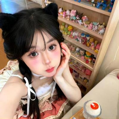 第一个国王 封面